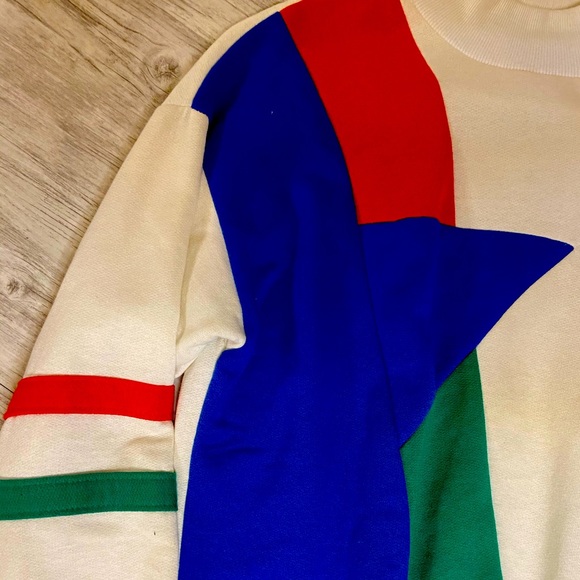 Active Attitude: Multi-Colored Sleeve - Picture 2 of 3